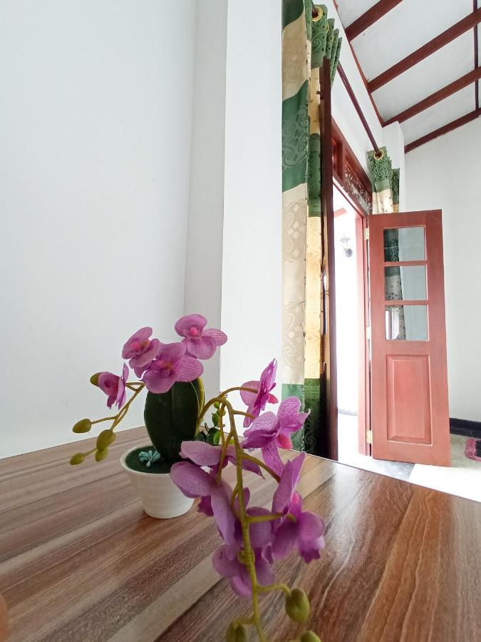 Bluebell Guest House Unawatuna Exterior foto